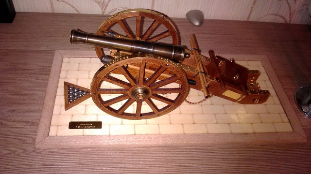 Наполеоновская 6 фт пушка.jpg